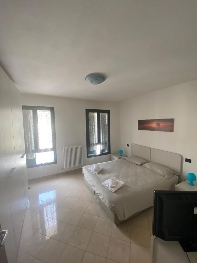 Casa Cuore - Love Pets - Fronte Ospedale Sacro Cuore نيغرار المظهر الخارجي الصورة